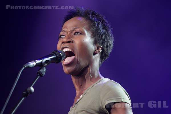 ROKIA TRAORE - 2008-06-21 - VINCENNES - Chateau de Vincennes - 